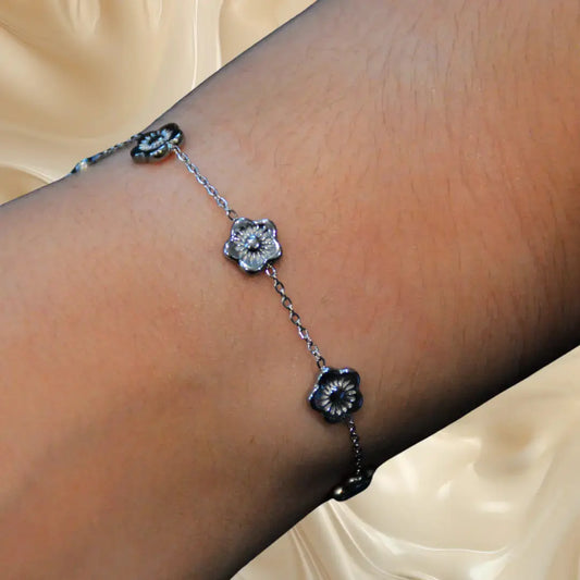 Bracelet Mely – doré, petites fleurs - Harmony & Senteur