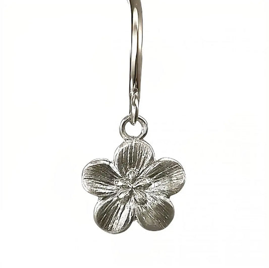Boucles d'oreilles Lila - Fleur pendante argentée Harmony & Senteur