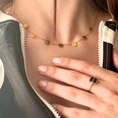 Bague Nocturne- dorée et pierre onyx - Harmony & Senteur