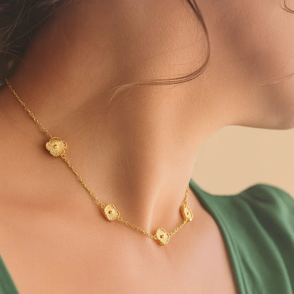 Collier Aline – doré, petites fleurs - Harmony & Senteur