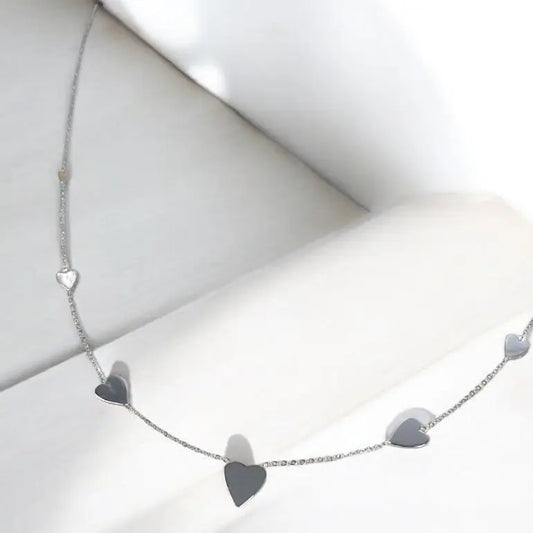 Collier Cœurs Précieux – acier argenté & cœurs scintillants - Harmony & Senteur
