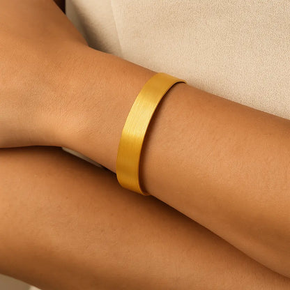 Bracelet Épure – doré, jonc lisse - Harmony & Senteur